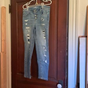 No Boundaries Distressed Skinny Jeans (Juniors Size)